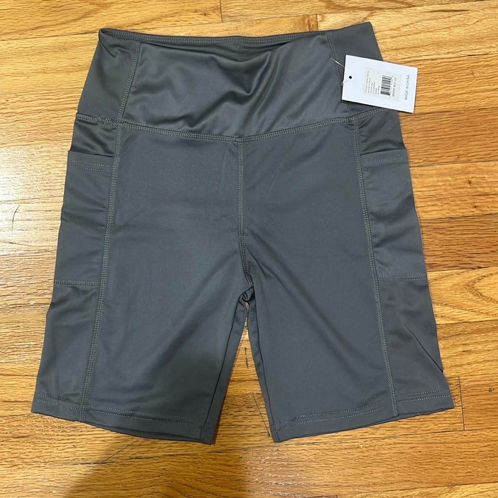 Women Grey Athletic Shorts with pockets